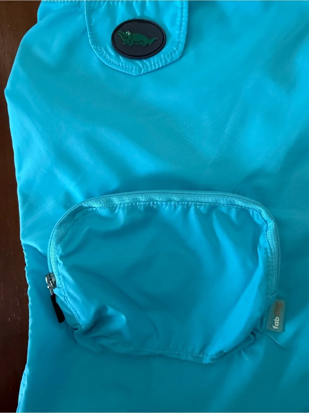 Fabdog lt. blue Packable Nylon hooded Leash hole Waterproof Raincoat Size Medium